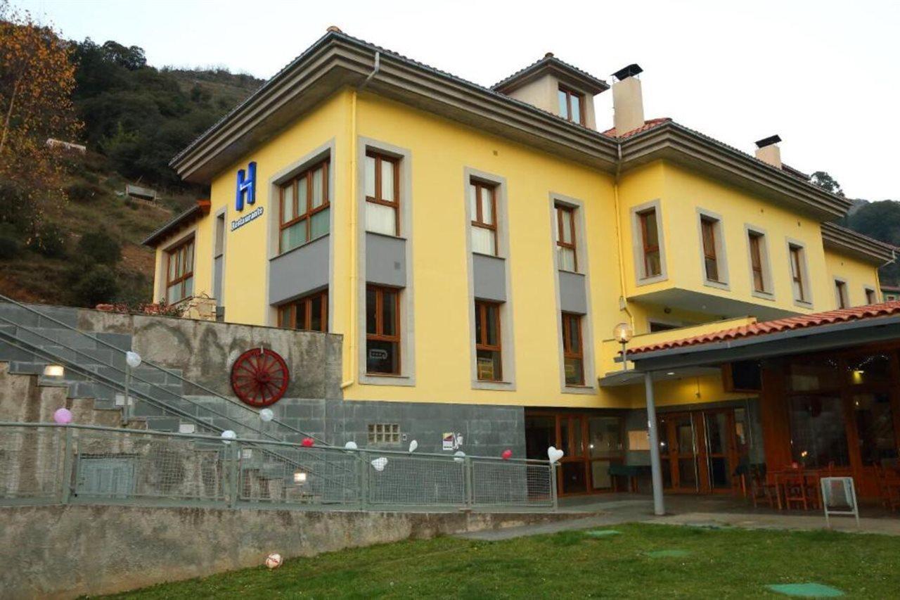 Hotel Santa Cristina Pola de Lena Exteriér fotografie